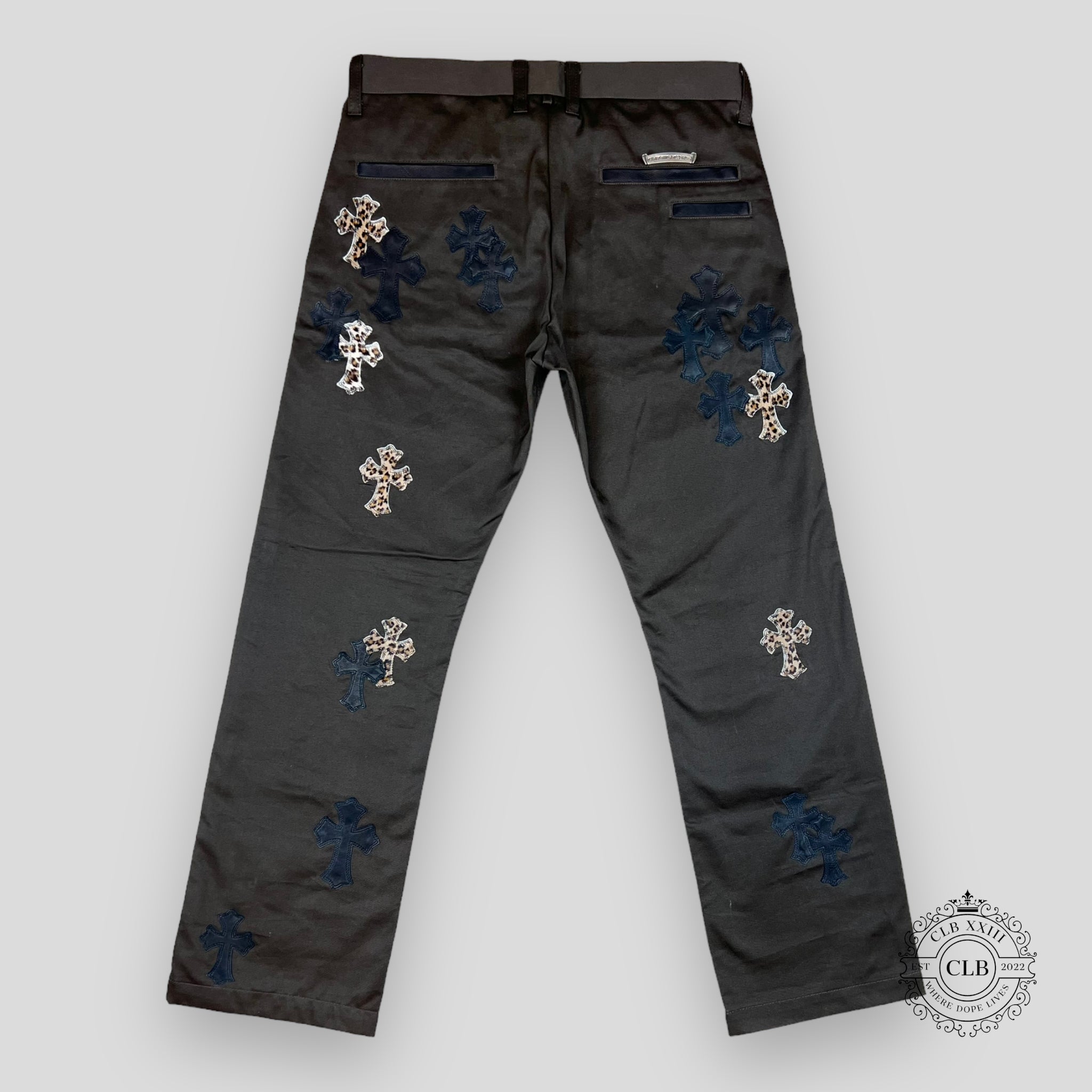 CHROME HEARTS CROSS PATCH CHINO PANTS - BROWN