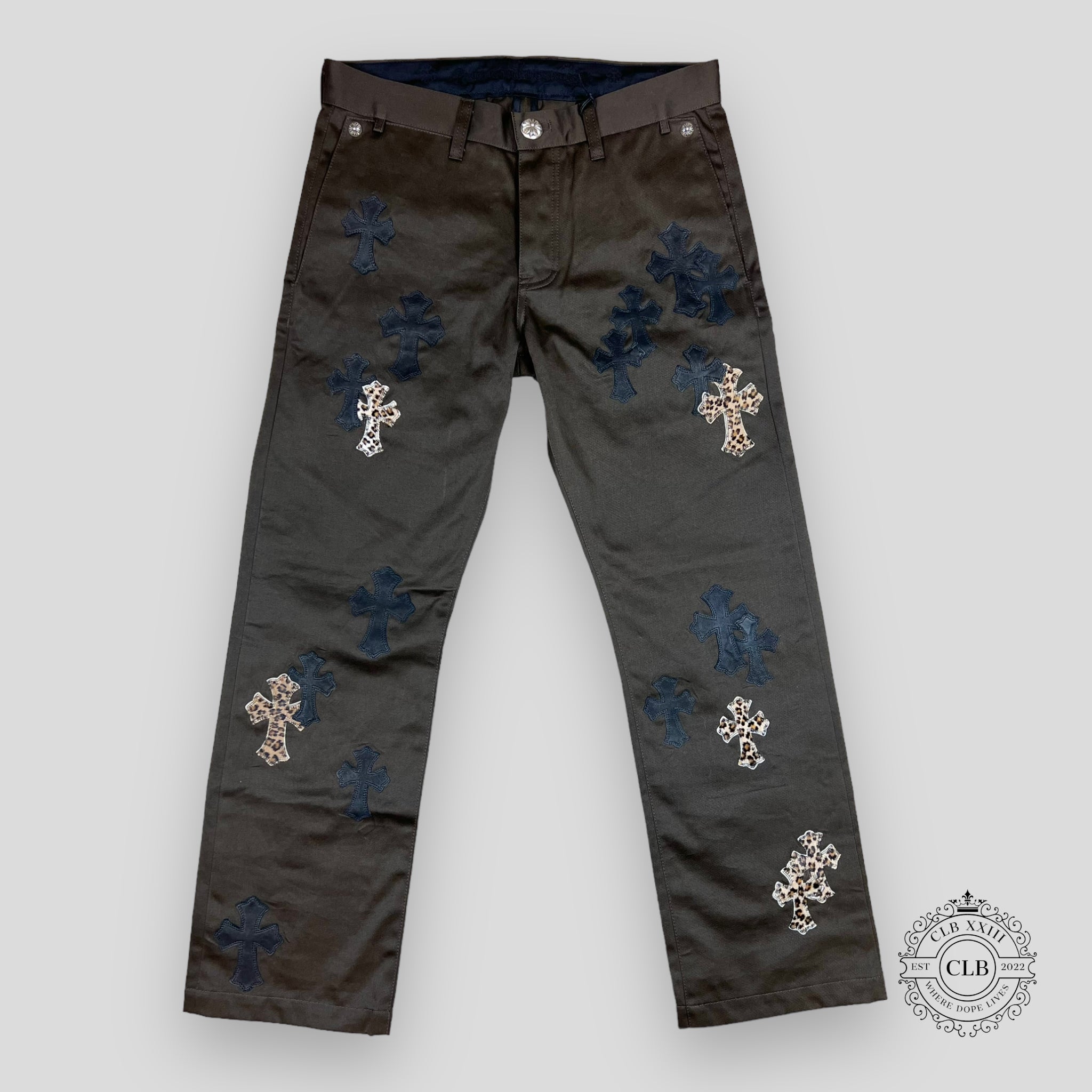 CHROME HEARTS CROSS PATCH CHINO PANTS - BROWN