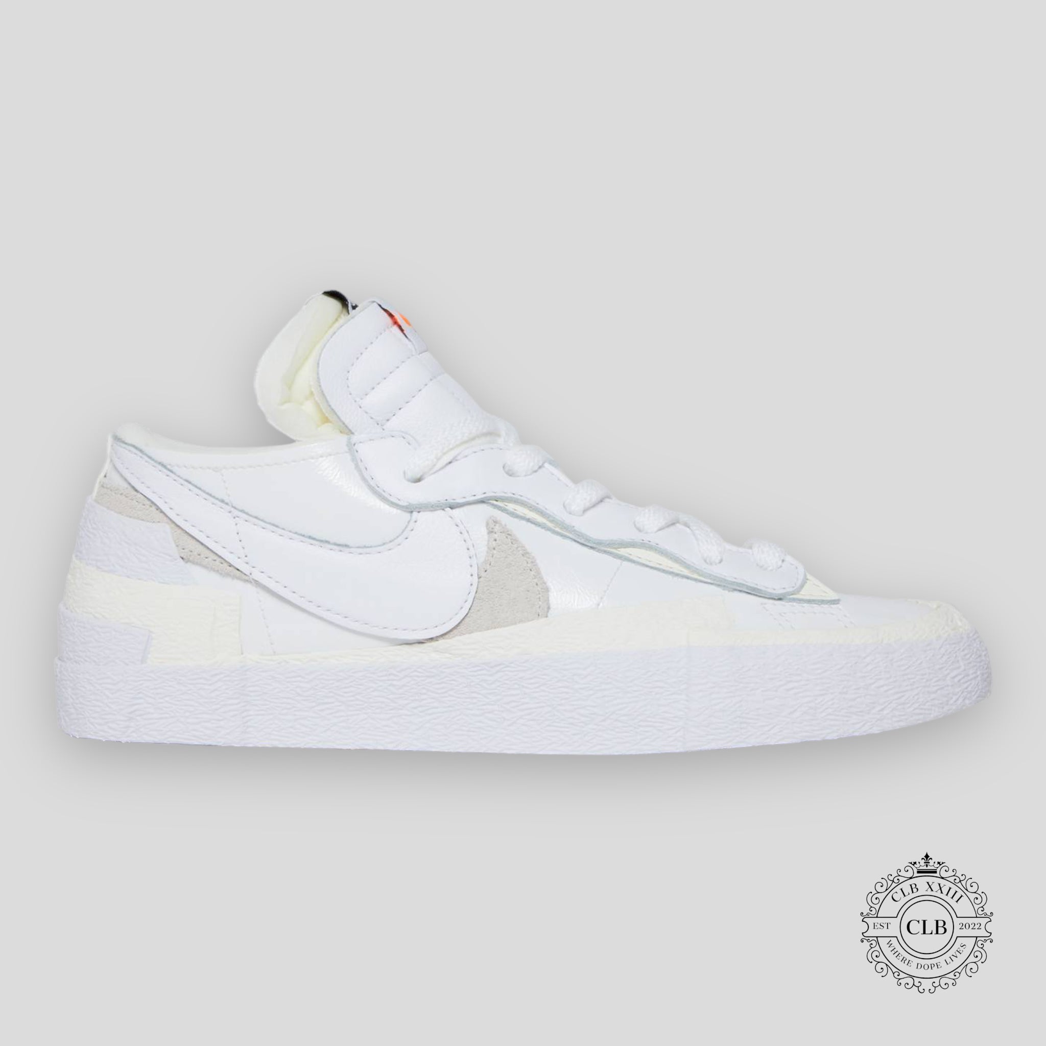 NIKE BLAZER LOW X SACAI "WHITE PATENT LEATHER"